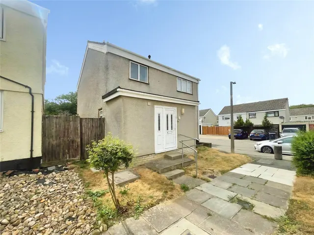 with 4 bedrooms in Harlow, CM18, photo 1