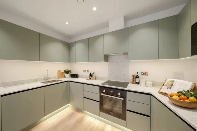 Green Lane, HA6, photo 2