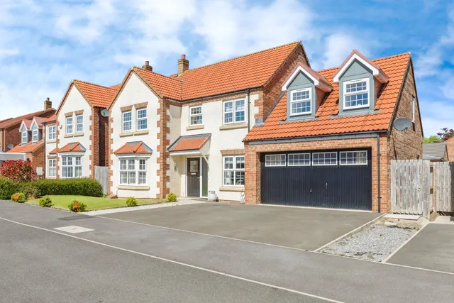 Poplar Place, Morpeth, NE61, photo 1