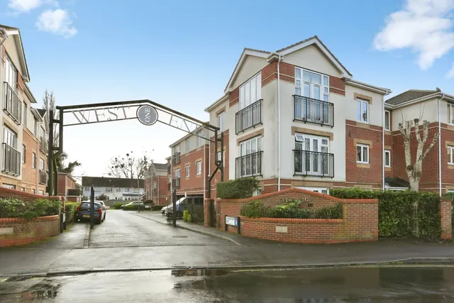 Langstaff Way, Southampton, SO18, photo 1