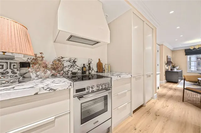 Photo 3 — 36 & 37 Hertford Street Residences, Apartment 8, Mayfair, London, W1J 7SE