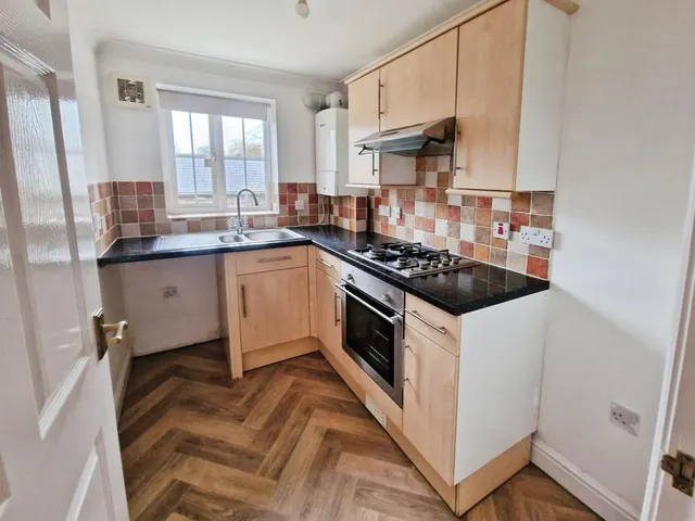 Brookside Close, Freshwater, PO40, photo 3