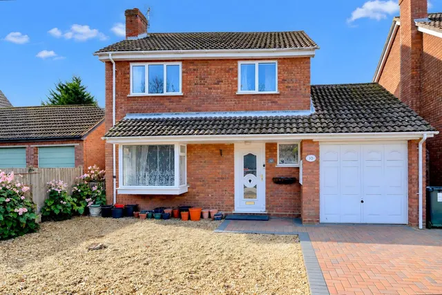 Beech End, Alconbury, PE28, photo 1