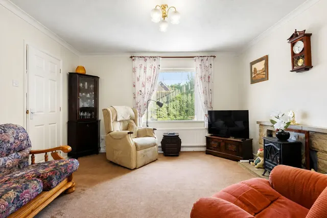 Beech End, Alconbury, PE28, photo 2
