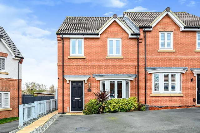Old School Lane, Awsworth, Nottingham, NG16, photo 1