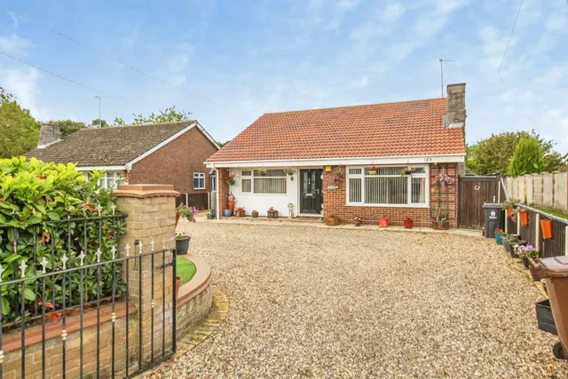 The Street, Little Clacton, CO16, photo 1