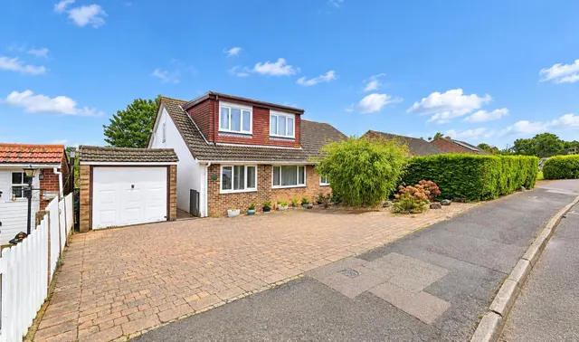 Cherry Waye, Eythorne, CT15, photo 1