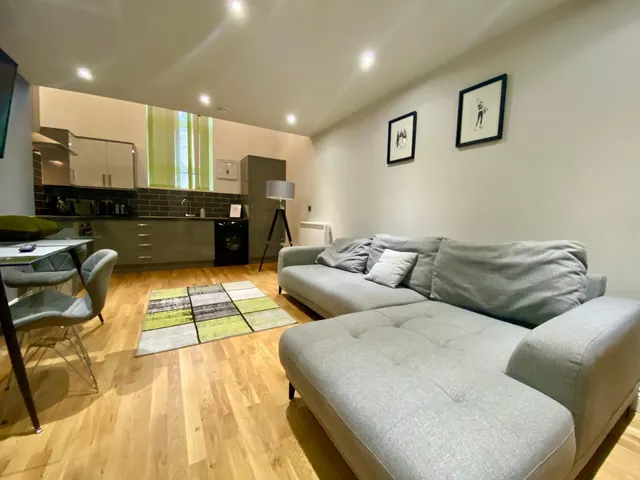 John William Street, Huddersfield, HD1, photo 2