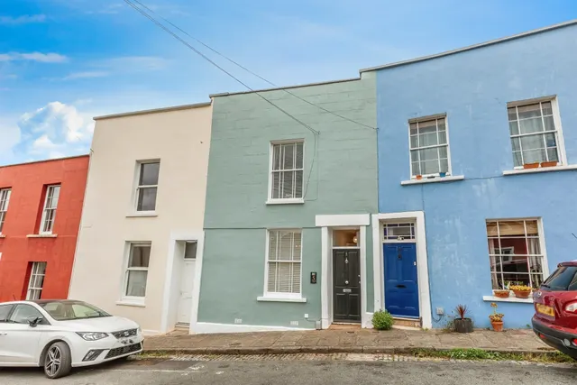 Photo 2 — Ambra Vale South, Cliftonwood, Bristol
