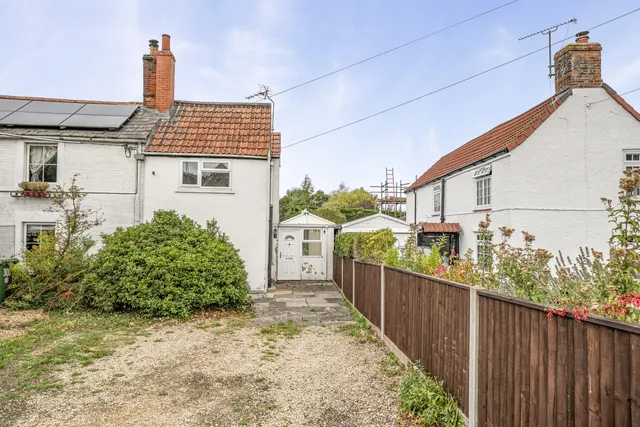 Photo 2 — Frome Road, Trowbridge, BA14 0DT