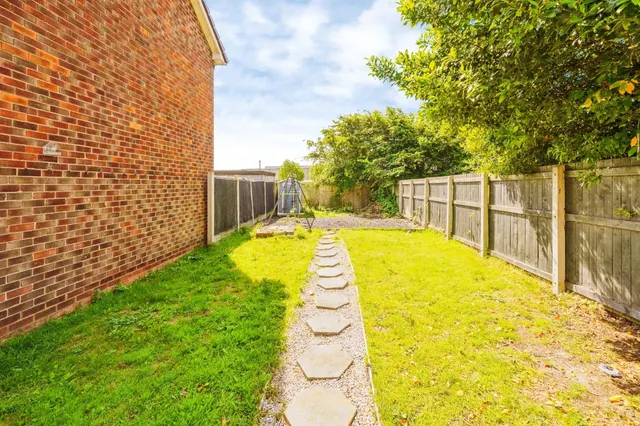 Photo 2 — Twickenham Drive, Wirral