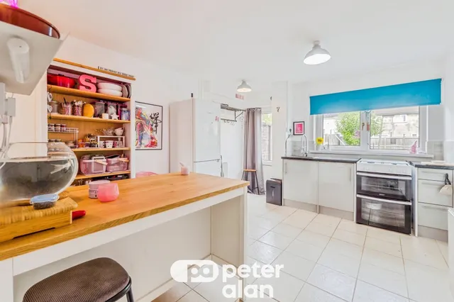 Festiniog Road, Cardiff, CF14, photo 2