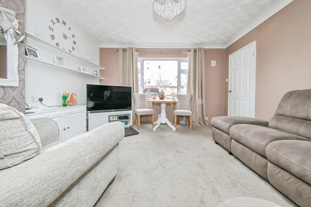 Violet Close, Ipswich, IP2, photo 3