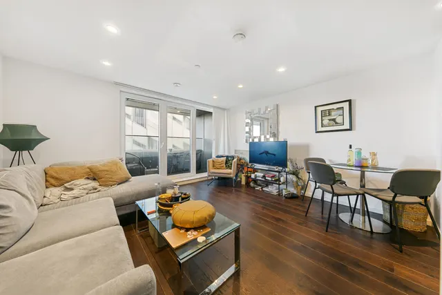 Eagle Point, City Road, London EC1V, photo 1