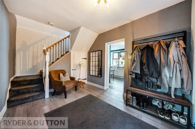 Whitworth Road, Healey, OL12, photo 2