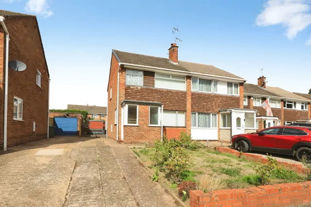 Gardeners Close, Kidderminster, photo 1