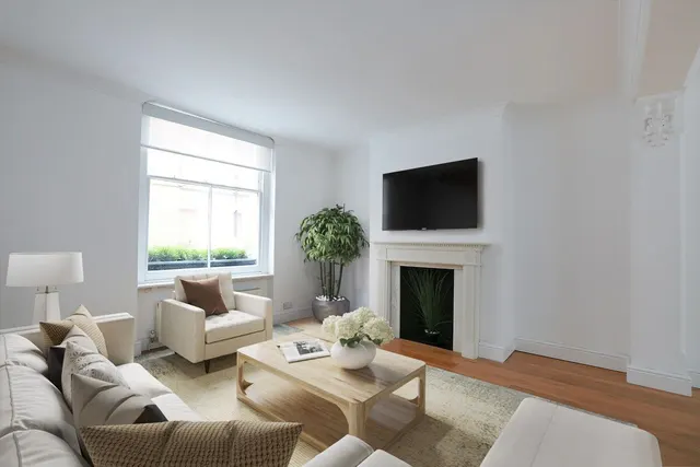 Kensington Court Place, Kensington, W8, photo 2