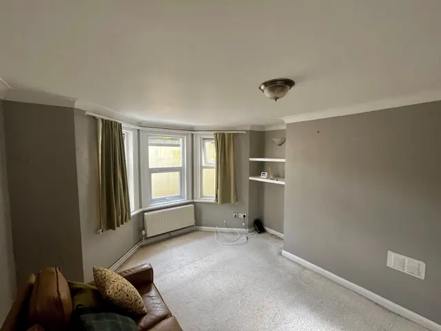 Lyndhurst Road, Worthing, BN11, photo 3
