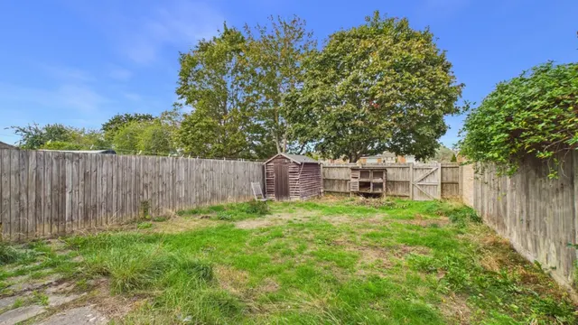 Huntingfield Road, Bury St Edmunds, IP33, photo 3