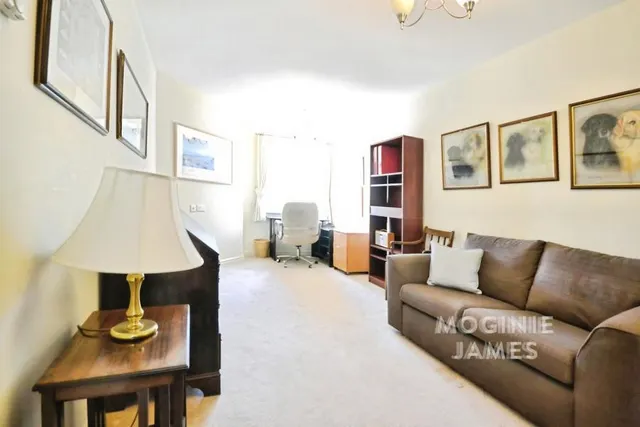 Marlborough Road, Roath, CF23, photo 2