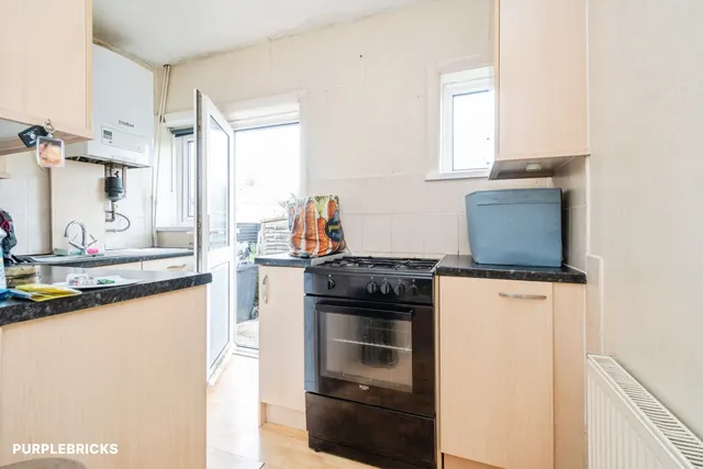 Queens Road, Plymouth, PL5, photo 2