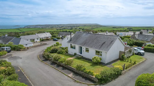 Photo 2 — 3 St Tudwals Estate, Mynytho, Pwllheli, Gwynedd, LL53 7RU