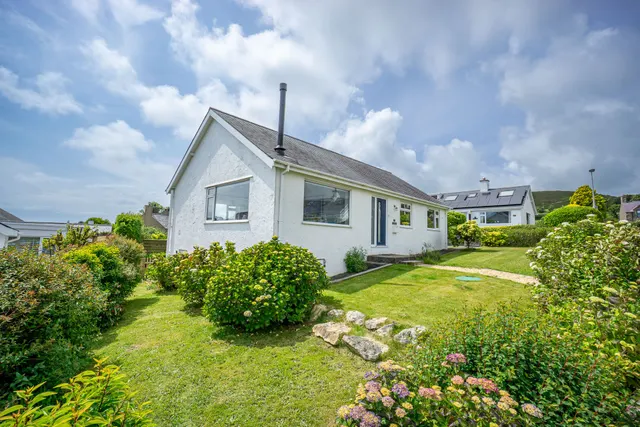 3 St Tudwals Estate, Mynytho, Pwllheli, Gwynedd, LL53 7RU, photo 1