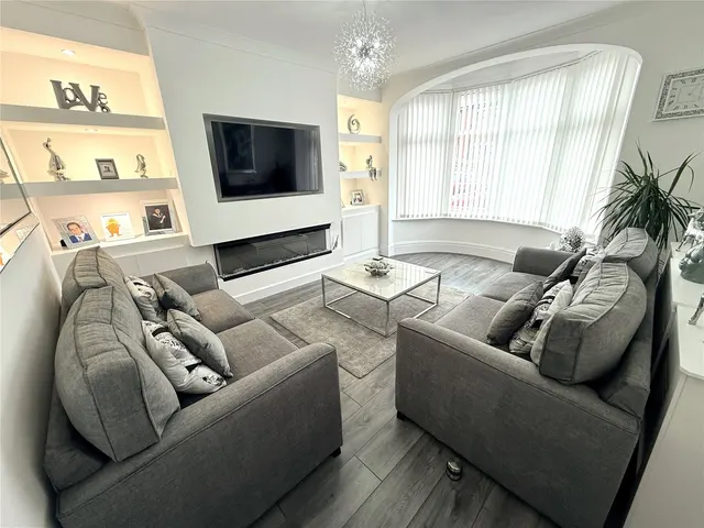Collingwood Avenue, Blackpool, FY3, photo 2