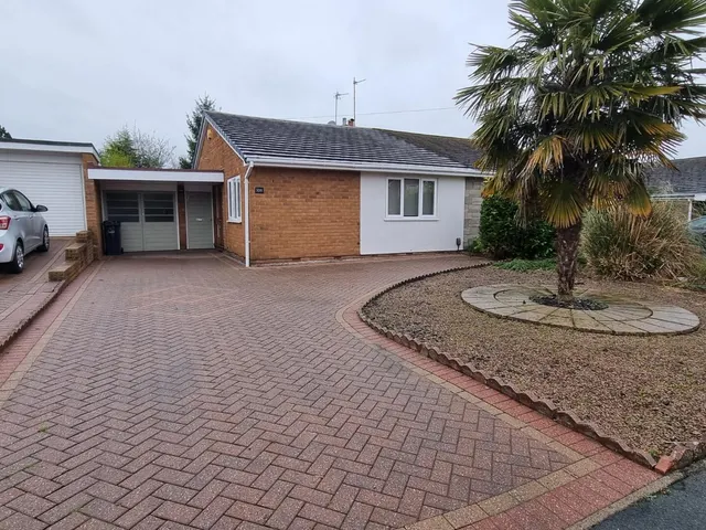Lea Vale Road, Norton, Stourbridge, photo 1