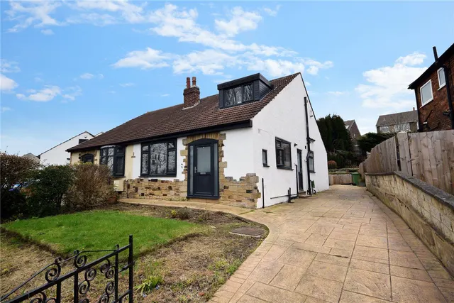 Hill End Crescent, Leeds, LS12, photo 2