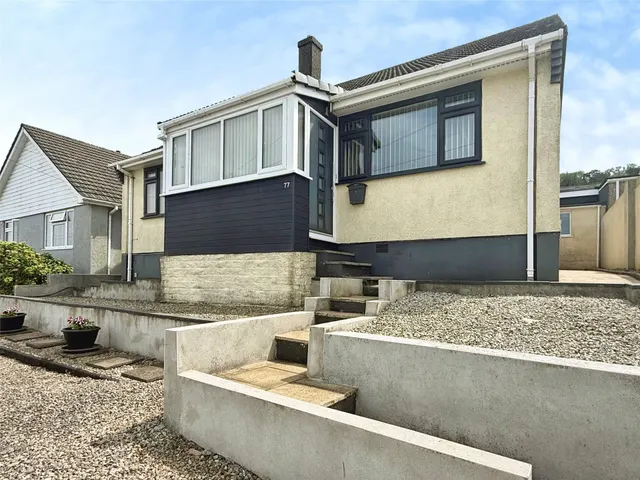 Merafield Road, Plympton, PL7
