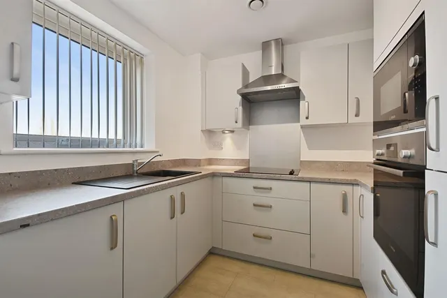 Sewardstone Road, Waltham Abbey, EN9, photo 2