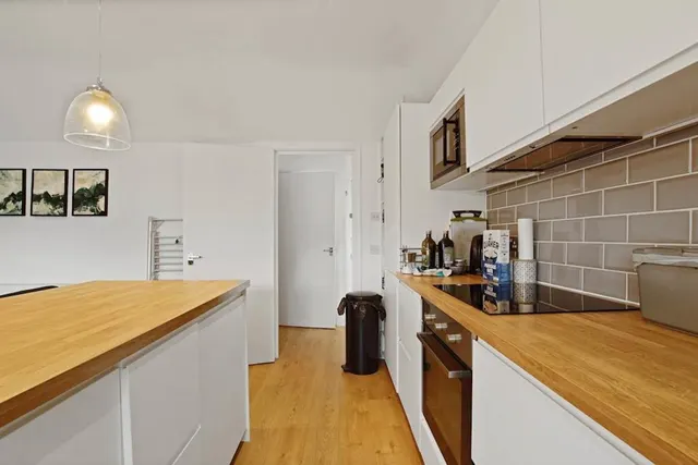 Photo 3 — Anerley, London, Greater London