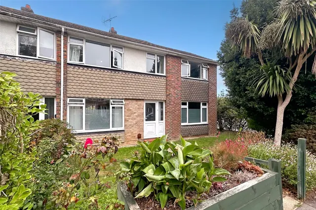 Rustington, Littlehampton, BN16, photo 1