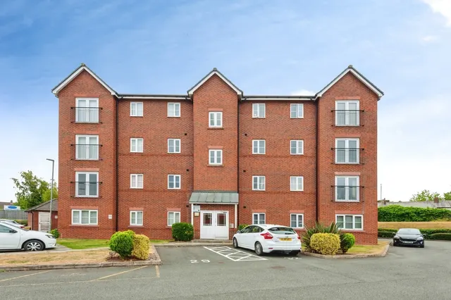 Kenneth Close, Prescot, L34, photo 1