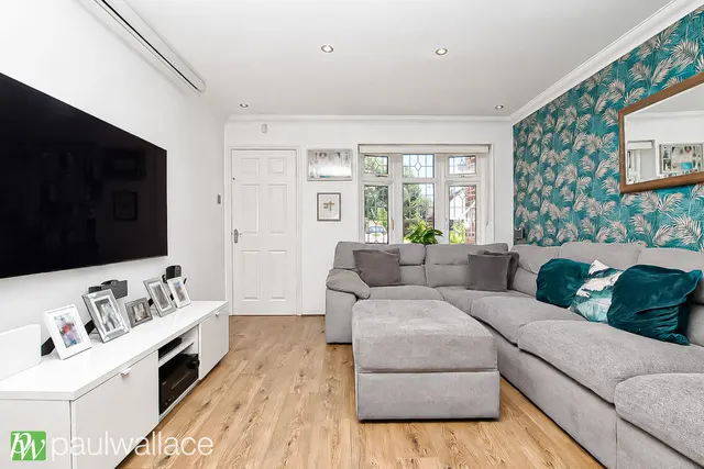 Ashbourne Road, Broxbourne, EN10, photo 2