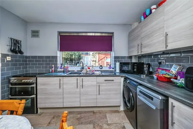 Photo 2 — Brandish Crescent, Clifton, Nottingham, NG11