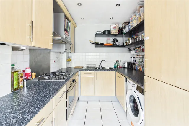 William Winter Court, 3 Charles Haller Street, London, SW2, photo 1