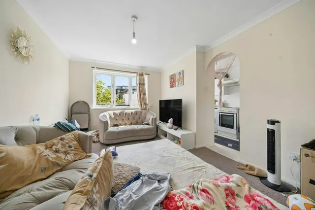 Glenville Grove, London, SE8, photo 1