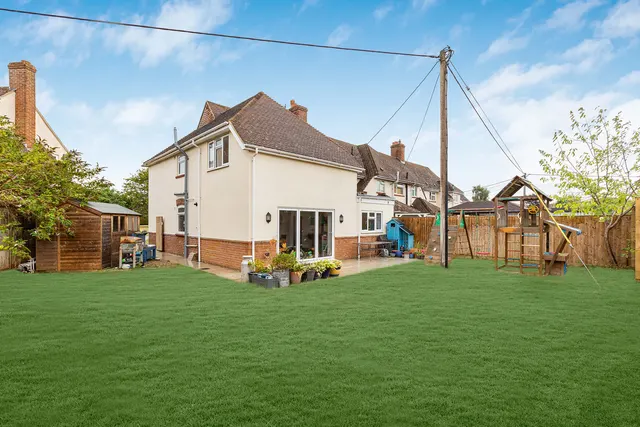 Latton Close, Southmoor, photo 3