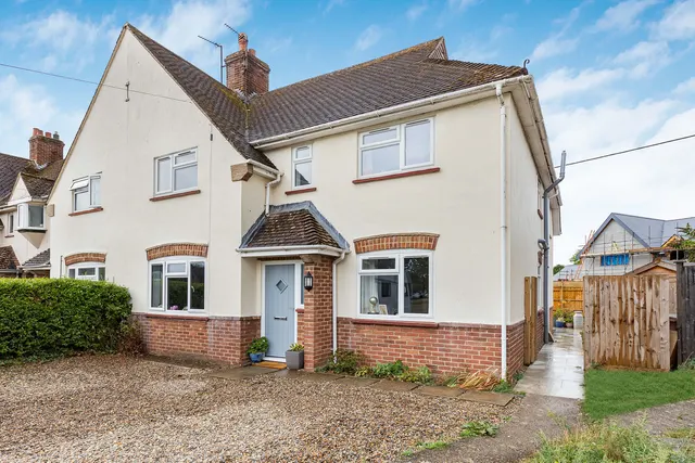 Latton Close, Southmoor, photo 1