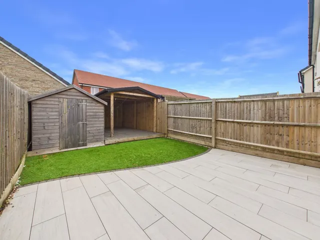 Haywood Village, Weston-Super-Mare, BS24, photo 2