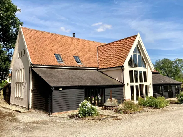 Brome Avenue, Eye, Suffolk, IP23 7HW, photo 1