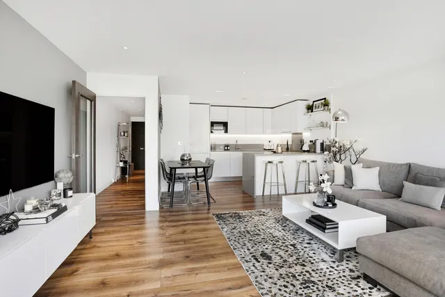 Quartz House, Dickens Yard, W5, photo 1