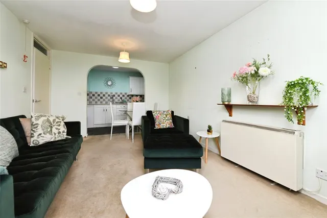 Photo 3 — Primrose Court, Kings Road, Brentwood, Essex, CM14