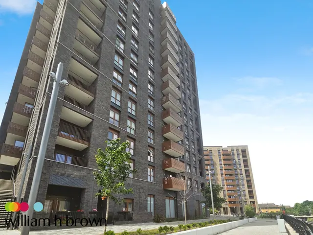Drydock Square, Barking, IG11, photo 1