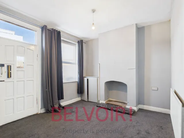 Hassell Street, Newcastle-under-Lyme, ST5, photo 1