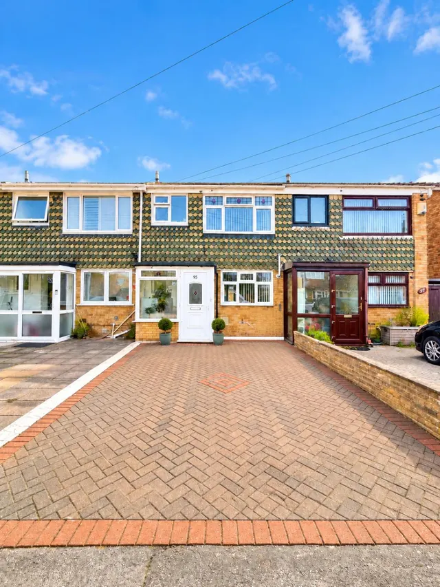 Whybridge Close, Rainham, RM13, photo 1