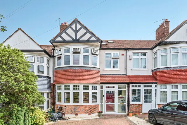 Sundial Avenue, South Norwood, SE25, photo 1