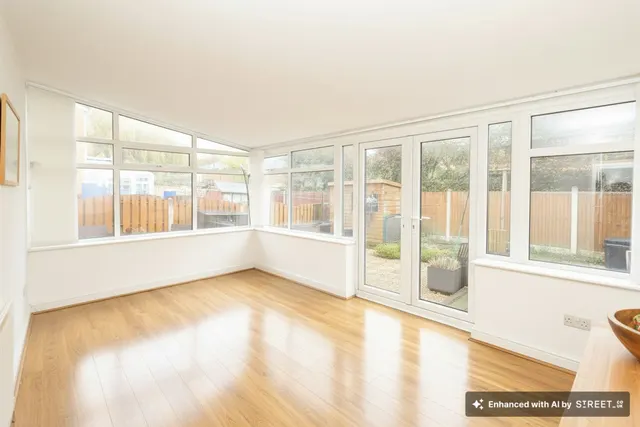 Hollybank Close, Sheffield, S12, photo 3